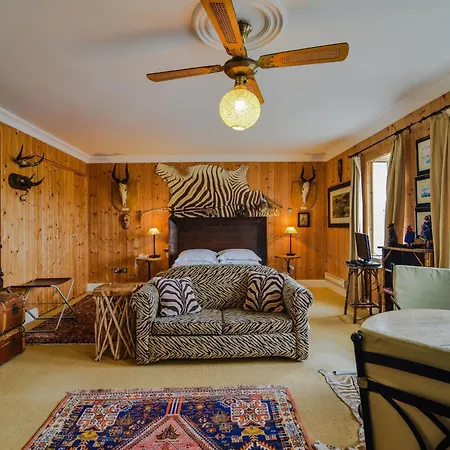 The Quay House, Dom wakacyjny *