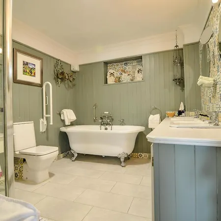 펜션 The Quay House,