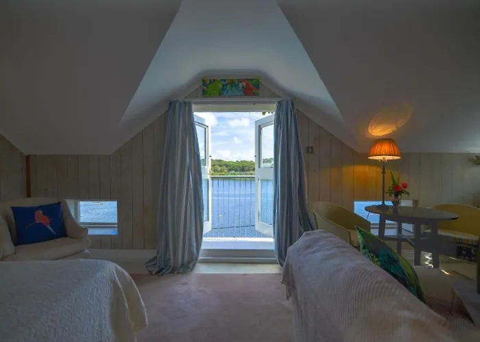 別荘 The Quay House, *