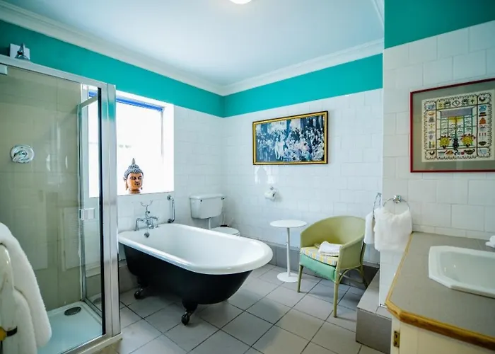 別荘 The Quay House, *